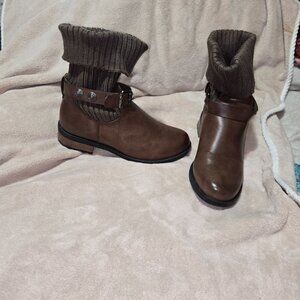 New Brown Dream Pairs Brown Ankle Boots Sz 6